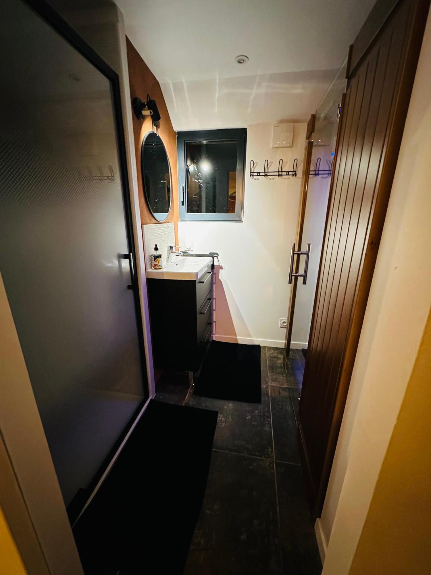 La Ptite Maison Proche Rouen La Vaupalière Εξωτερικό φωτογραφία